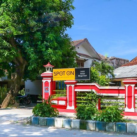 Spot On 2422 Hotel Moga Sari Situbondo Exterior foto