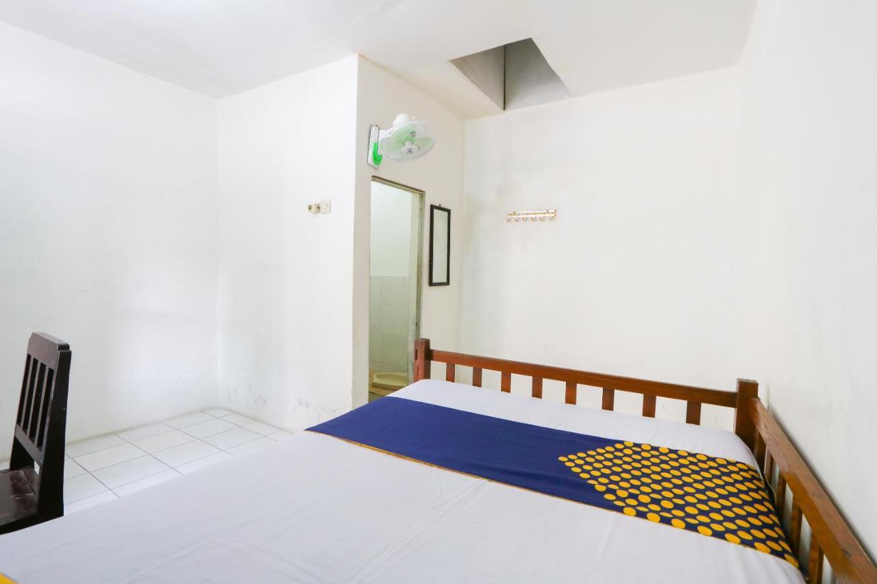 Spot On 2422 Hotel Moga Sari Situbondo Exterior foto